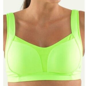 Lululemon TaTa Tamer lll 32c neon green